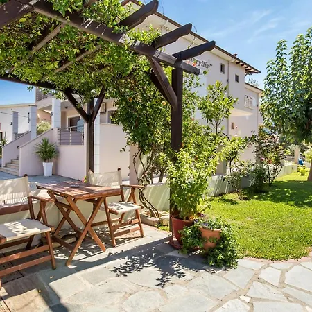 Avra Aparthotel Chrysi Ammoudia